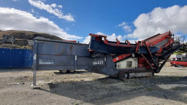 Sandvik QA331 Mobile screener