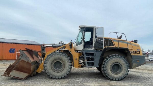 Liebherr L580 Wheel Loader